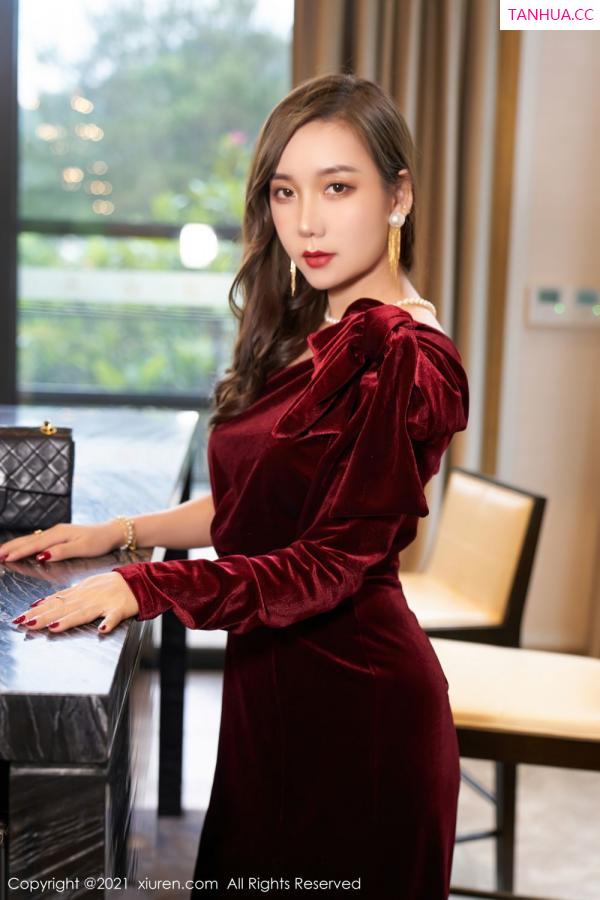 小乔  御姐模特艾静香 猩红华丽的礼裙第7张图片